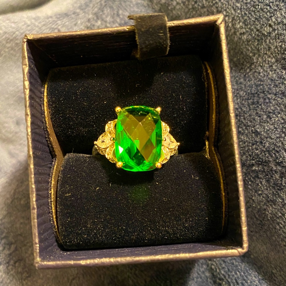Stauer Spirit Lake Green Helenite Sterling Silver Ring, Size 8
